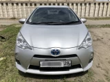 Toyota Aqua 2016 3